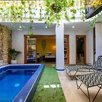 House With Private Pool & Rooftop