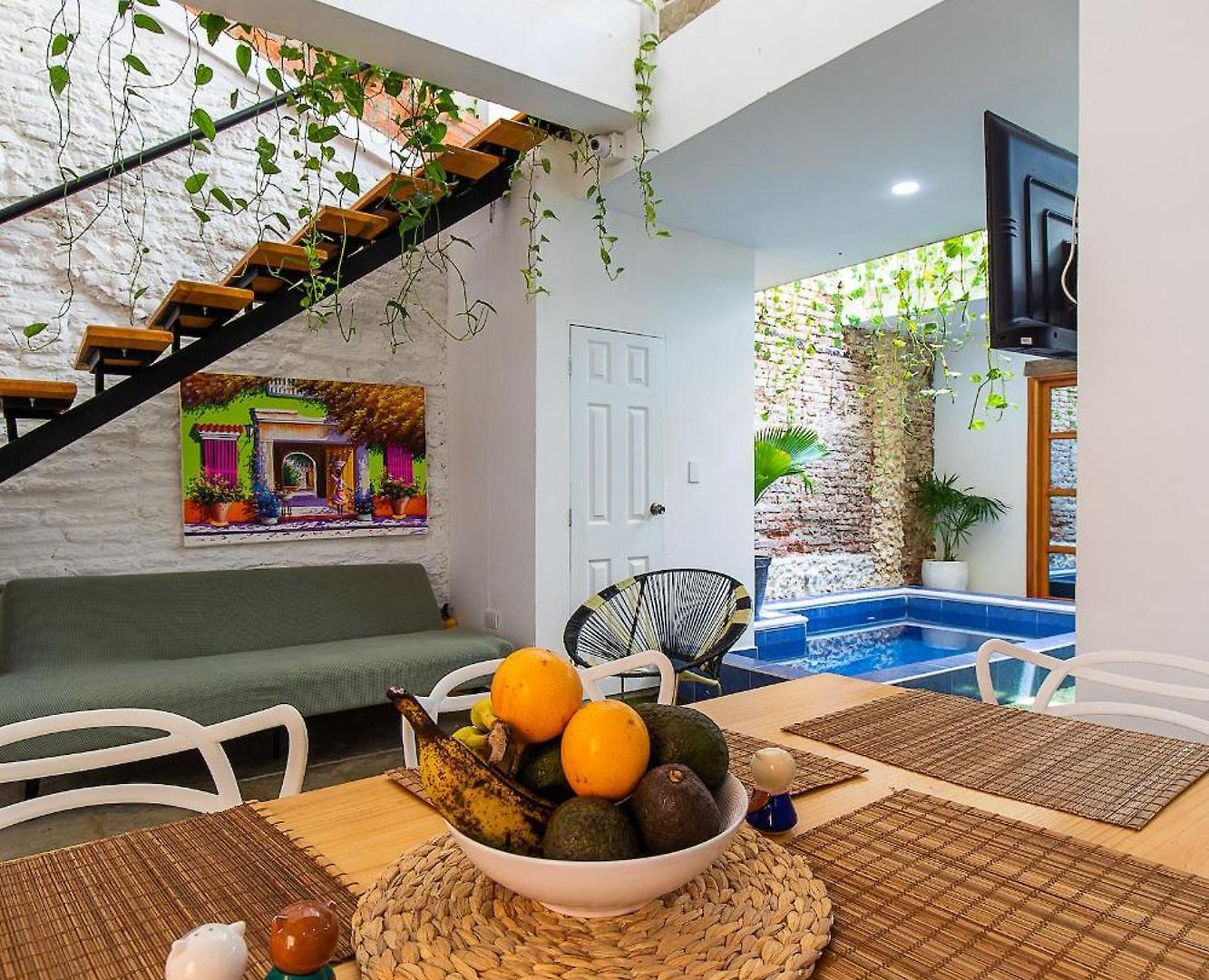House With Private Pool & Rooftop Сasa de vacaciones Cartagena